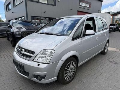 Silber Gebraucht 2005 Opel Meriva Edition Van / Kleinbus | 2.999 € (Fairer Preis)