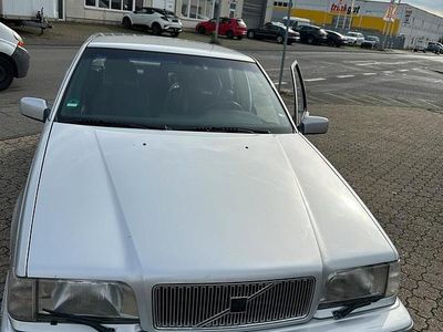 Usado Volvo 850 170 HP (125 kW) 1993 Prateado Sedan