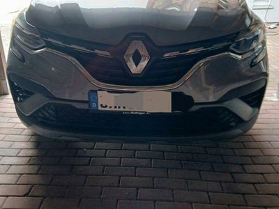 Begagnad Renault Captur R.S. 158 HK (116 kW) 2022 Grå SUV