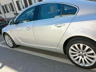 Second-hand Opel Insignia 131 CP (96 kW) 2009 Argintiu Berlinǎ