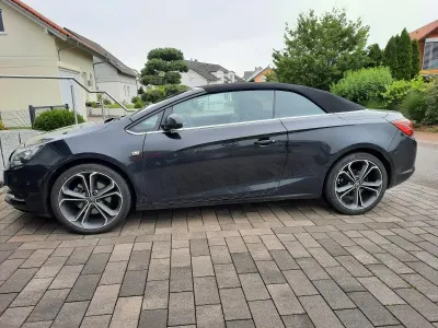 Gebraucht Opel Cascada 170 PS (125 kW) 2013 Schwarz Cabrio