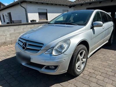 Gebraucht Mercedes R320 224 PS (164 kW) 2006 Silber Van / Kleinbus