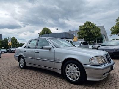 Mercedes C240