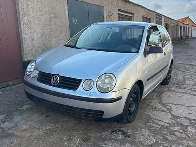 Brugt VW Polo 75 HK (55 kW) 2003 Sølv Hatchback