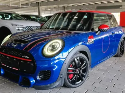 Gebraucht Mini John Cooper Works 231 PS (169 kW) 2019 Blau Kleinwagen