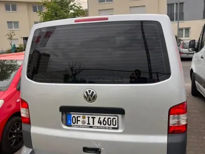 Usado VW Transporter 101 CV (74 kW) 2010 Plateado Van