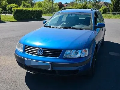 Używany VW Passat 1999 Niebieski Kombi