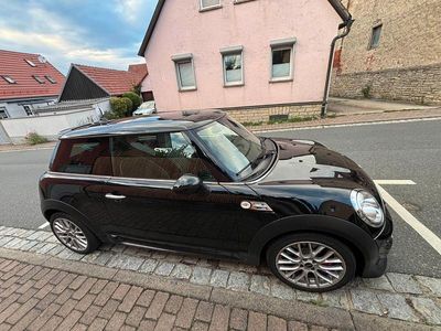 Mini John Cooper Works Coupé