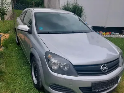Gebraucht Opel Astra GTC 2005 Silber Coupé
