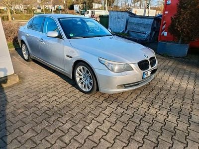 Gebraucht BMW 520 177 PS (130 kW) 2008 Silber Limousine