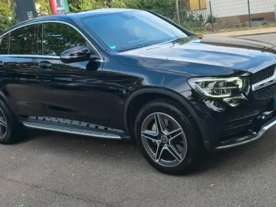 Gebraucht Mercedes GLC300 306 PS (225 kW) 2020 SUV