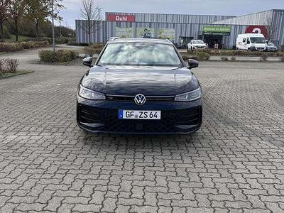 Gebraucht 2024 VW Passat R-line Kombi | 44.000 € (Teuer)