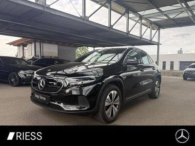 Mercedes EQA300