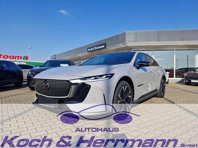 Neu Mazda 6e Takumi-Line 189 kW (258 PS) 2026 Grau Limousine