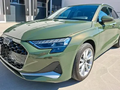 Gebraucht Audi A3 Advanced Plus 116 PS (85 kW) 2025 Grün Kombi