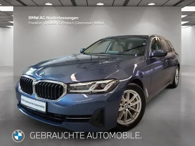 Gebraucht BMW 530 Performance 245 PS (180 kW) 2023 Blau Limousine