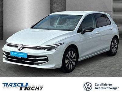 Gebraucht VW Golf VIII Goal 150 PS (110 kW) 2025 Oryxweiß perlmutteffekt Limousine