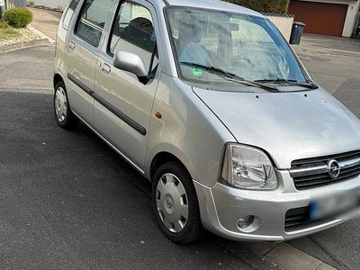 Gebraucht Opel Agila 60 PS (44 kW) 2006 Silber Kleinwagen