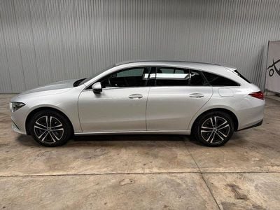 Gebraucht Mercedes CLA250e Shooting Brake 160 PS (117 kW) 2023 Silber Kombi