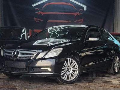 Schwarz Gebraucht 2010 Mercedes E250 Coupé | 6.699 € (Fairer Preis)
