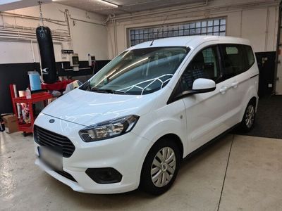 gebraucht Ford Tourneo Courier 1.0 EcoBoost 74kW Titanium T...