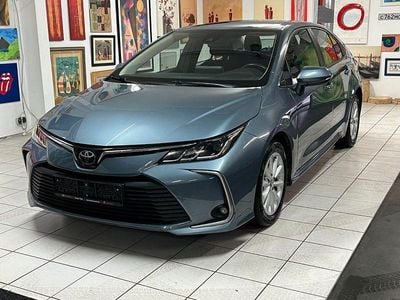 Grau Gebraucht 2019 Toyota Corolla Comfort Limousine | 15.999 € (Fairer Preis)