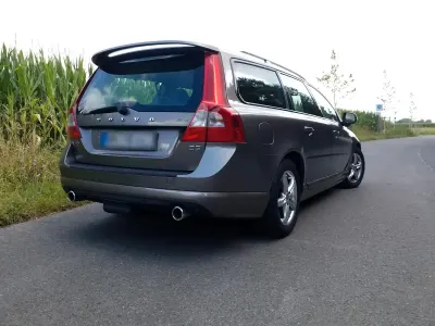 Gebraucht Volvo V70 R-Design 215 PS (158 kW) 2011 Grau Kombi