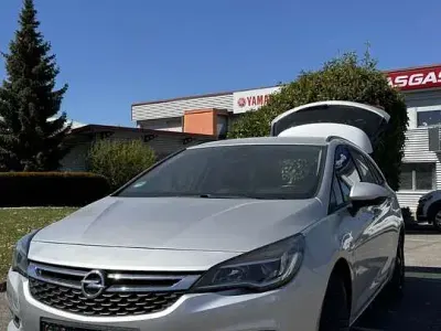 Gebraucht Opel Astra Innovation 160 PS (117 kW) 2019 Limousine