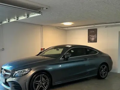 Gebraucht Mercedes C220 AMG line 194 PS (142 kW) 2019 Andere farben Coupé