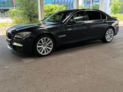 BMW 730L