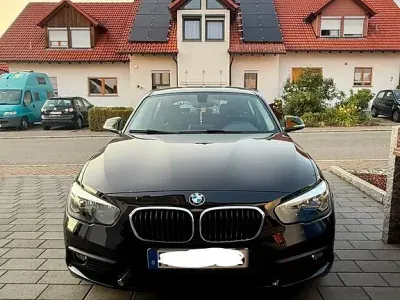 Gebraucht BMW 116 109 PS (80 kW) 2018 Schwarz Kleinwagen