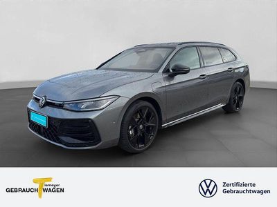 Gebraucht VW Passat R-line 272 PS (200 kW) 2025 Grau Kombi