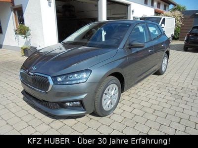Neu Skoda Fabia Selection 80 PS (58 kW) 2026 Grau Limousine
