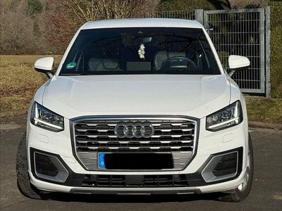 Gebraucht Audi Q2 Sport 150 PS (110 kW) 2019 Weiß SUV
