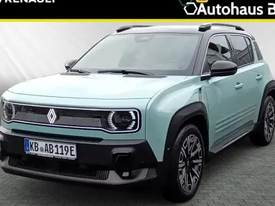 Nuova Renault 4 E-Tech Iconic 110 kW (150 CV) 2025 Verde SUV