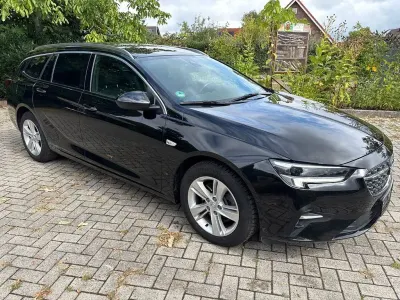 Gebraucht Opel Insignia Elegance 174 PS (127 kW) 2021 Schwarz Kombi