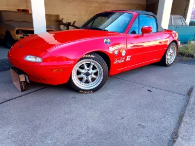 Używany Mazda MX5 116 KM (85 kW) 1990 Czerwony Kabriolet