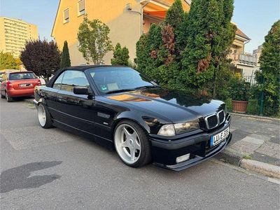 Schwarz Gebraucht 1997 BMW 328 Cabriolet Sport Line Cabrio | 8.200 €