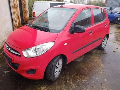 Gebraucht Hyundai i10 Edition 69 PS (50 kW) 2011 Electric red Kleinwagen