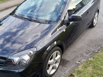 Opel Astra GTC