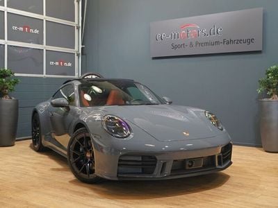 Porsche 911 Carrera