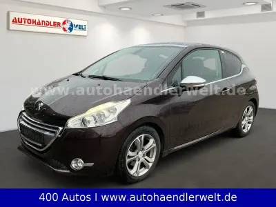 Brugt Peugeot 208 95 HK (69 kW) 2012 Sort Hatchback