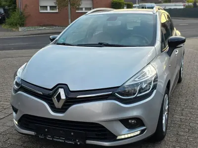 Gebraucht Renault Clio IV LIMITED 90 PS (66 kW) 2019 Silber Limousine