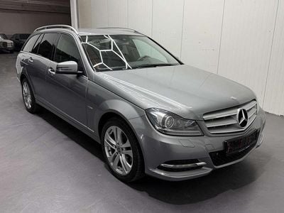 Second-hand Mercedes C200 Avantgarde 136 CP (100 kW) 2012 Argintiu Break