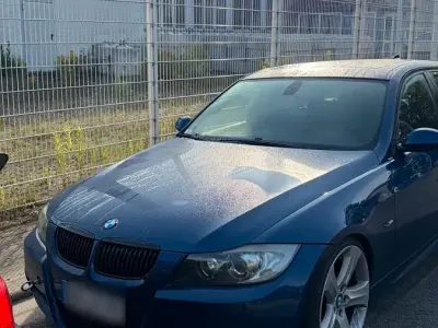 Gebraucht BMW 325 197 PS (144 kW) 2007 Blau Kombi