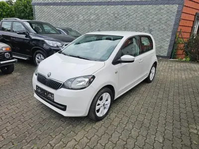 Gebraucht Skoda Citigo 60 PS (44 kW) 2016 Candyweiß Kleinwagen