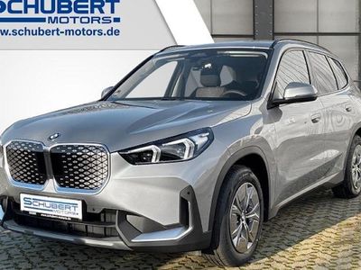Silber Gebraucht 2025 BMW iX1 Performance SUV | 42.900 € (Fairer Preis)