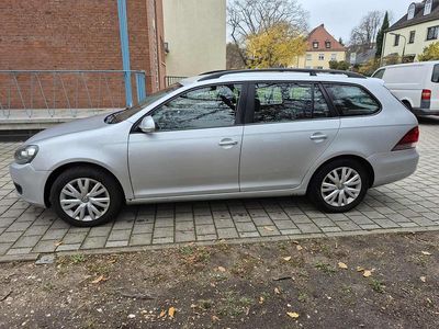 Gebraucht VW Golf VI 105 PS (77 kW) 2010 Silber Kleinwagen