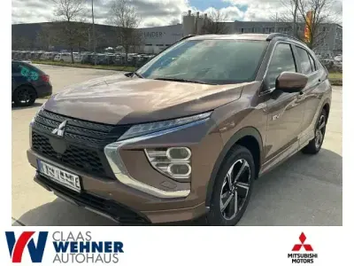 Gebraucht Mitsubishi Eclipse Cross Plus 188 PS (138 kW) 2022 M) (braun SUV