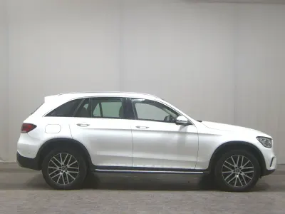 Gebraucht Mercedes GLC300de 306 PS (225 kW) 2022 Polarweiss SUV
